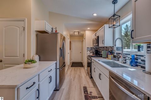 Tiny photo for 418 W River Park Drive, West Branch, MI 48661 (MLS # 1943928)