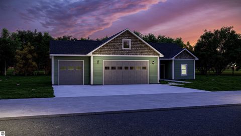 Photo of 570 Michael Avenue, Traverse City, MI 49685 (MLS # 1945603)
