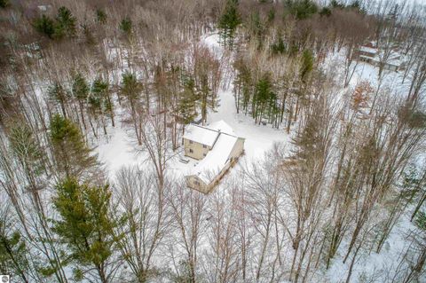 Tiny photo for 3668 W Mando Court, Coleman, MI 48618 (MLS # 1942111)