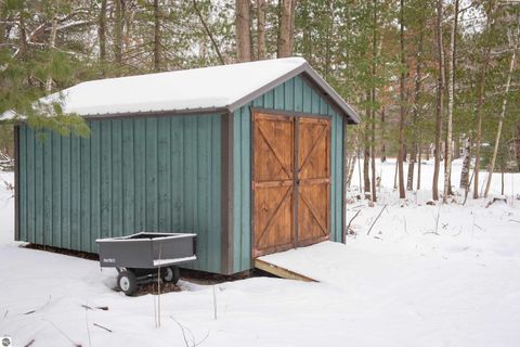 Tiny photo for 3668 W Mando Court, Coleman, MI 48618 (MLS # 1942111)