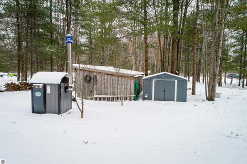 Tiny photo for 3668 W Mando Court, Coleman, MI 48618 (MLS # 1942111)