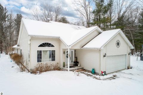 Tiny photo for 3668 W Mando Court, Coleman, MI 48618 (MLS # 1942111)