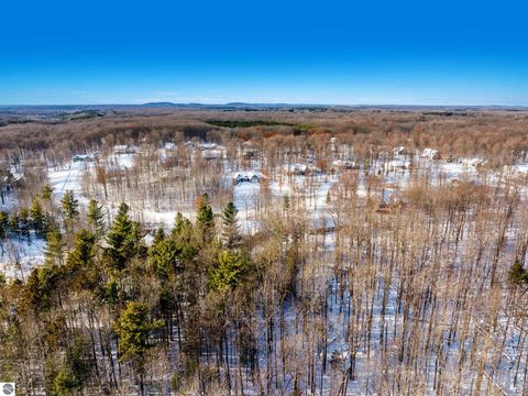 Tiny photo for 9873 Blue Moss Trail, Traverse City, MI 49685 (MLS # 1941088)
