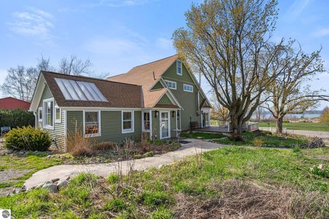 Tiny photo for 2035 W Sheridan Road, Petoskey, MI 49770 (MLS # 1944967)