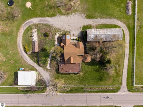 Tiny photo for 2035 W Sheridan Road, Petoskey, MI 49770 (MLS # 1944967)