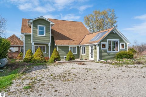 Tiny photo for 2035 W Sheridan Road, Petoskey, MI 49770 (MLS # 1944967)
