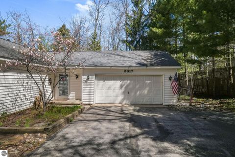 Tiny photo for 3317 N Timberwood Drive, Traverse City, MI 49686 (MLS # 1945245)