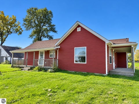 Tiny photo for 11326 E Monroe Road, Merrill, MI 48637 (MLS # 1951872)