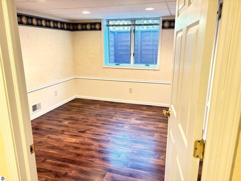 Tiny photo for 1517 E Gaylord Street #B, Mt Pleasant, MI 48858 (MLS # 1944161)