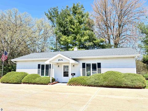 Tiny photo for 1517 E Gaylord Street #B, Mt Pleasant, MI 48858 (MLS # 1944161)