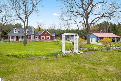 Tiny photo for 6373 Shanty Creek Road, Bellaire, MI 49615 (MLS # 1945258)