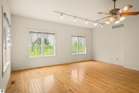 Tiny photo for 6373 Shanty Creek Road, Bellaire, MI 49615 (MLS # 1945258)