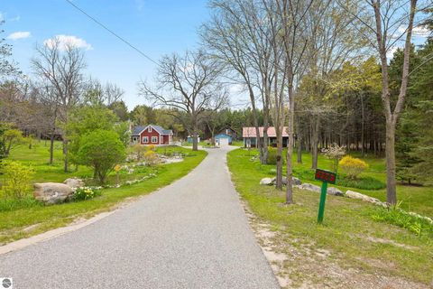 Tiny photo for 6373 Shanty Creek Road, Bellaire, MI 49615 (MLS # 1945258)