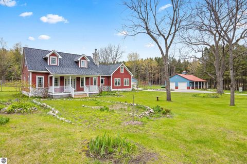 Tiny photo for 6373 Shanty Creek Road, Bellaire, MI 49615 (MLS # 1945258)