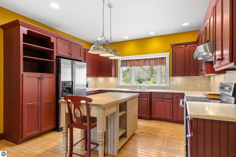 Tiny photo for 6373 Shanty Creek Road, Bellaire, MI 49615 (MLS # 1945258)