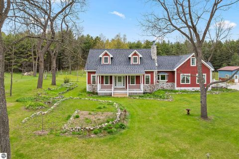 Tiny photo for 6373 Shanty Creek Road, Bellaire, MI 49615 (MLS # 1945258)