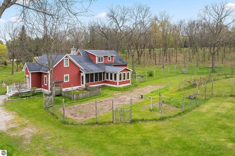Tiny photo for 6373 Shanty Creek Road, Bellaire, MI 49615 (MLS # 1945258)