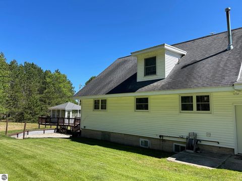 Tiny photo for 21238 Lakola Road, Tustin, MI 49688 (MLS # 1942941)