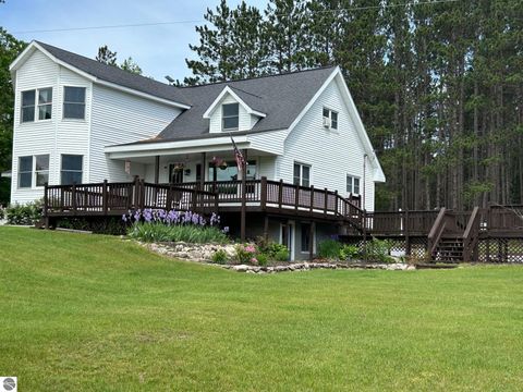 Tiny photo for 21238 Lakola Road, Tustin, MI 49688 (MLS # 1942941)