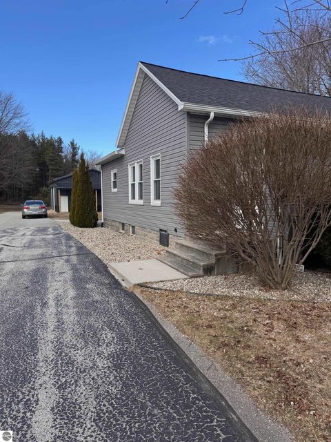 Tiny photo for 1121 W Midland Road, Bay City, MI 48706 (MLS # 1943304)