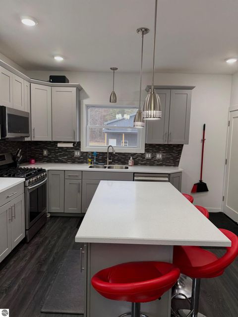 Tiny photo for 1121 W Midland Road, Bay City, MI 48706 (MLS # 1943304)