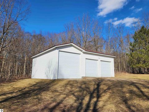 Tiny photo for 7495 E McBrides Road, Edmore, MI 48829 (MLS # 1943086)