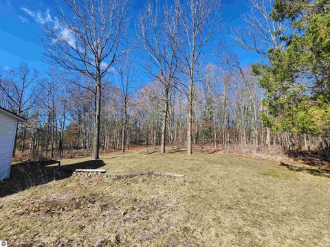 Tiny photo for 7495 E McBrides Road, Edmore, MI 48829 (MLS # 1943086)
