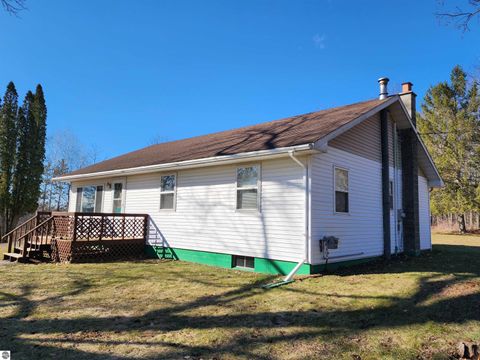 Tiny photo for 7495 E McBrides Road, Edmore, MI 48829 (MLS # 1943086)