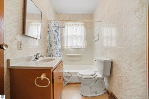 Tiny photo for 7495 E McBrides Road, Edmore, MI 48829 (MLS # 1943086)