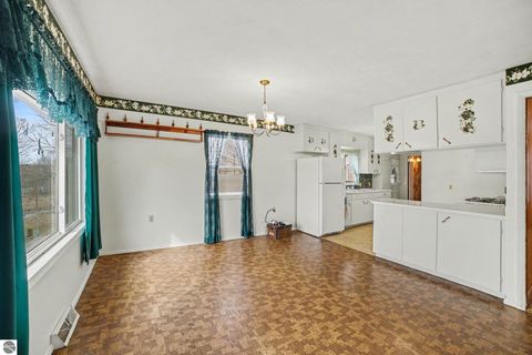 Tiny photo for 7495 E McBrides Road, Edmore, MI 48829 (MLS # 1943086)