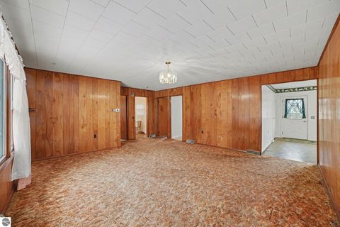 Tiny photo for 7495 E McBrides Road, Edmore, MI 48829 (MLS # 1943086)