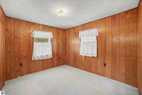 Tiny photo for 7495 E McBrides Road, Edmore, MI 48829 (MLS # 1943086)