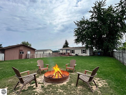 Tiny photo for 93 E Kapplinger Drive, Farwell, MI 48622 (MLS # 1950300)