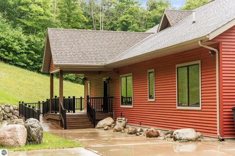 Tiny photo for 125 W Lakeview Rd, Levering, MI 49755 (MLS # 1941543)