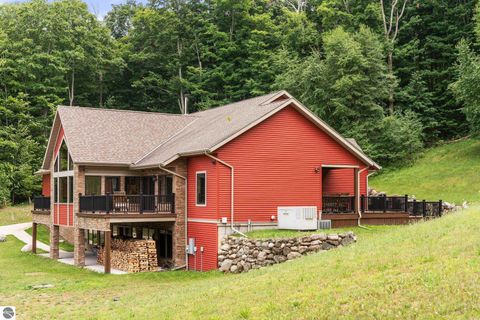 Tiny photo for 125 W Lakeview Rd, Levering, MI 49755 (MLS # 1941543)