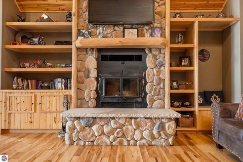 Tiny photo for 125 W Lakeview Rd, Levering, MI 49755 (MLS # 1941543)