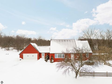 Tiny photo for 10778 Hibma Road, Tustin, MI 49688 (MLS # 1941865)