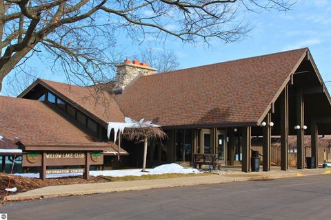 Tiny photo for 3860 Greenleaf Circle #30, Kalamazoo, MI 49008 (MLS # 1942756)