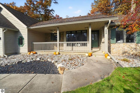 Tiny photo for 248 Oakwood Court, Ionia, MI 48846 (MLS # 1952143)