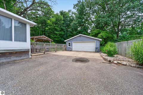 Tiny photo for 172 St Marys Lake Road, Battle Creek, MI 49017 (MLS # 1949092)