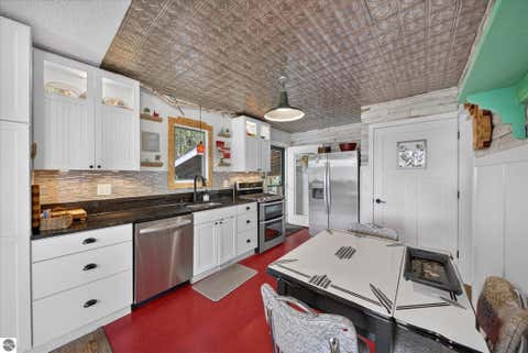 Tiny photo for 172 St Marys Lake Road, Battle Creek, MI 49017 (MLS # 1949092)