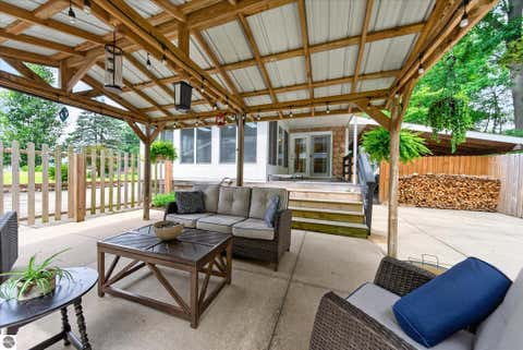 Tiny photo for 172 St Marys Lake Road, Battle Creek, MI 49017 (MLS # 1949092)