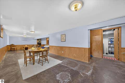 Tiny photo for 172 St Marys Lake Road, Battle Creek, MI 49017 (MLS # 1949092)