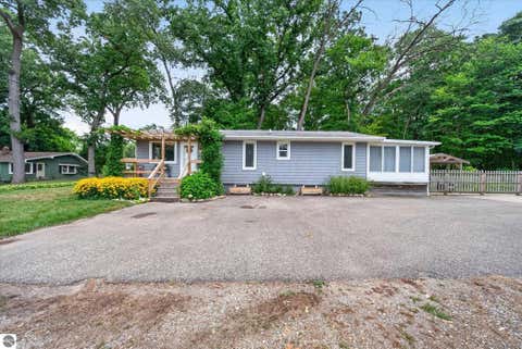 Tiny photo for 172 St Marys Lake Road, Battle Creek, MI 49017 (MLS # 1949092)