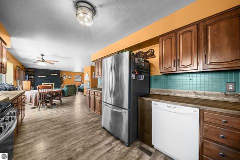 Tiny photo for 111 S Dana Trail, Lake City, MI 49651 (MLS # 1943714)