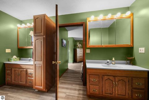 Tiny photo for 111 S Dana Trail, Lake City, MI 49651 (MLS # 1943714)