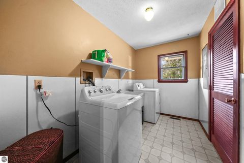 Tiny photo for 111 S Dana Trail, Lake City, MI 49651 (MLS # 1943714)