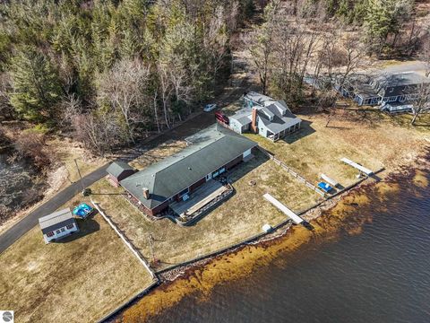 Tiny photo for 111 S Dana Trail, Lake City, MI 49651 (MLS # 1943714)