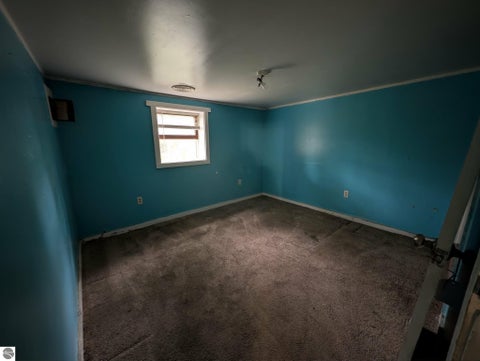 Tiny photo for 225 Valley AVE, Alma, MI 48801 (MLS # 1948017)