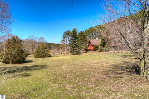 Tiny photo for 7556 Kingsley Road, Kingsley, MI 49649 (MLS # 1943902)